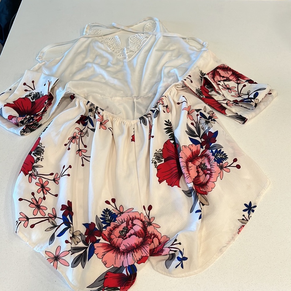SUMMER ROMPER - Picture 3 of 3
